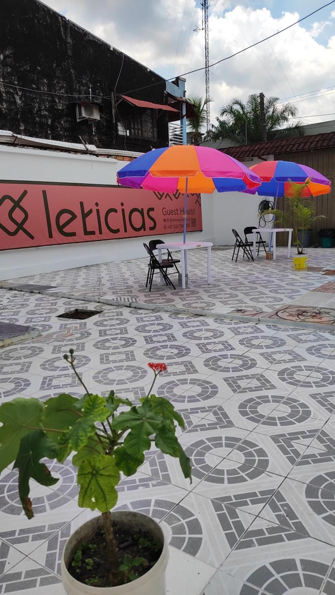 Leticias Guest House Letícia Exterior foto